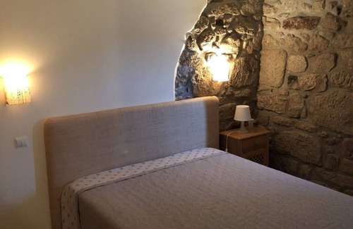 Vila Nova de Cerveira Other | Farmhouse with pool and fireplace 20m from Spain!
