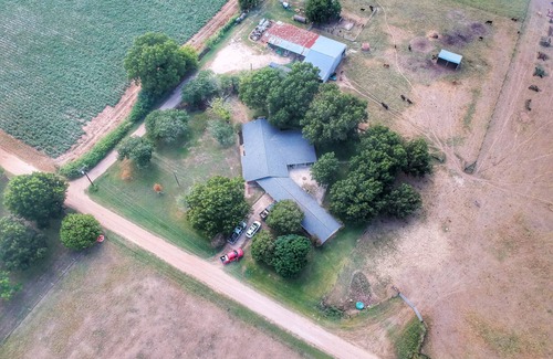 College Station House | Farmhouse 262 Country Escape!