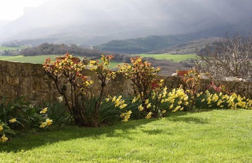 Amillano Cottage | Farmhouse Amillano for 12 people