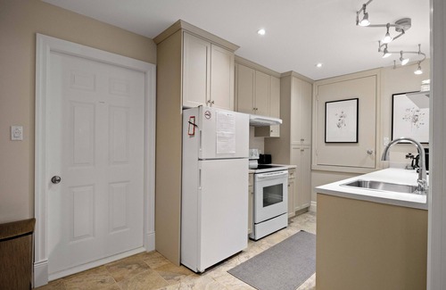 Guelph/Eramosa Other | Farmhouse Apartment @ Guelph, Elora & Fergus