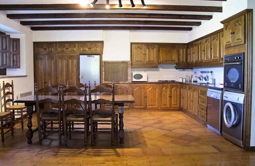 Vilobi d'Onyar House | Farmhouse "Can Riqué" in Vilobí d'Onyar