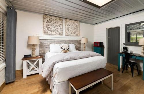 Gatlinburg House | Farmhouse Cottage 6 Close to Downtown