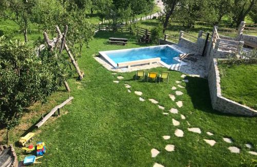 Kambresko House | Farmhouse Cvetje
