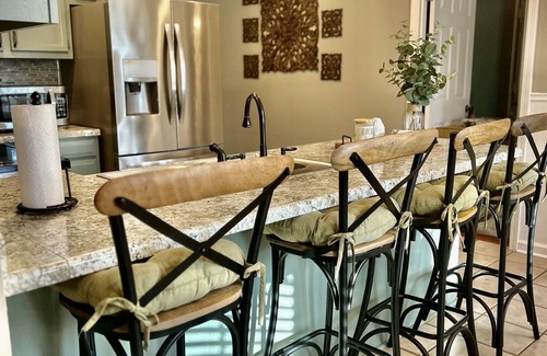 Greenville House | Farmhouse Decorated Southern Style home, Centrally located in quiet neighborhood