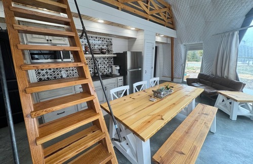 Ashland House | Farmhouse Dome | 2 Bed, 1 Bath