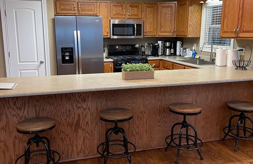 Metropolis Other | Farmhouse, fishing & biking. Secluded but only 15 min from Paducah.