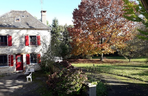 Venarsal House | Farmhouse on the heights of Brive, hiking and mushrooms