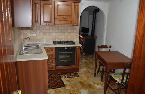 Carrodano Inferiore Apartment | Farmhouse Garland Norma Rita