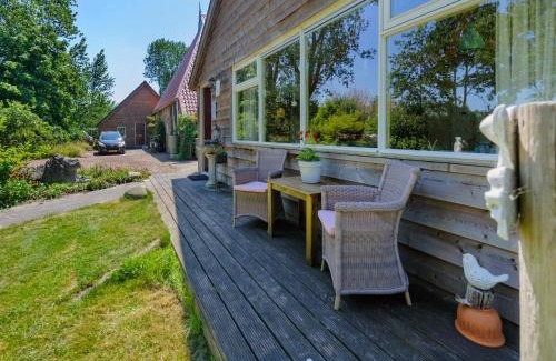 Hoogzand House | Farmhouse in Eastermar near De Leijen River, cleaning included