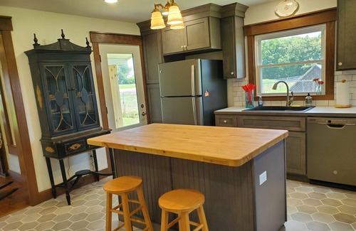 Nancy House | Farmhouse in the Lake Cumberland area