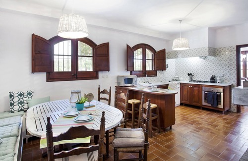 Llavia House | FARMHOUSE LLABIA EMPORDA HOUSE WITH SWIMMING POOL COSTA BRAVA 14 p