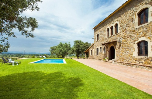 Llavia House | FARMHOUSE LLABIA EMPORDA HOUSE WITH SWIMMING POOL COSTA BRAVA 14 p