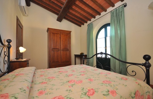 Stabbia Other | Farmhouse located on a hill with rooms, apartments, swimming pool and agr restaurant