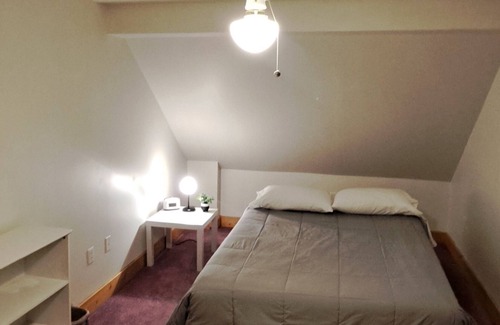 Highland Other | Farmhouse Lodge, Private 4-bedroom, Hot tub, Massage Chair, spacious, AC 5G,