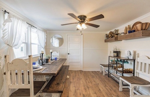 Cheatham County Other | Farmhouse Near Nashville