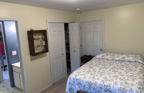 Frankfort Other | Farmhouse on 10 acres close to Frankfort, beaches, trails