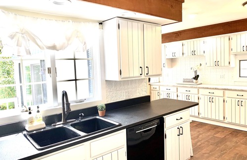 Bristol Hills House | Farmhouse on Alpaca Farm (located along the Canandaigua Wine Trail)