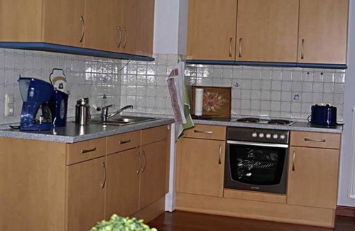 Hinte Apartment | Farmhouse parlor, shower, toilet, 2 bedrooms - Friesenborg - Apartment Klein Sande
