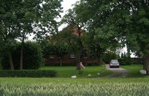 Hinte Apartment | Farmhouse parlor, shower, toilet, 2 bedrooms - Friesenborg - Apartment Klein Sande