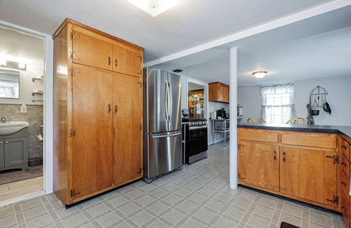 Putnam Lake Other | Farmhouse & Private yard in Patterson NY