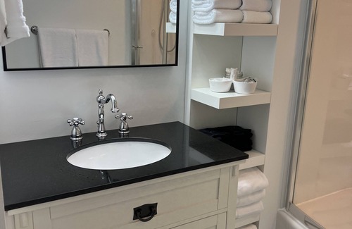 Pawcatuck Other | Farmhouse retreat central to Mystic & Westerly, with outdoor shower