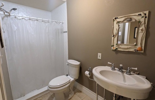 Port Hope Bed & Breakfast | Farmhouse Suite at Haute Goat Farm in historic Port Hope 1 hour from Toronto