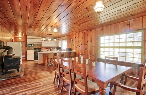 Careywood House | Farmhouse W/Sheep, Llamas & donkey on the property. Spacious W/game room!
