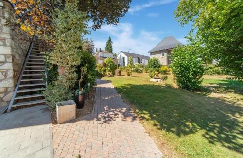 Walk House | Farmhouse with Pool, Waimes