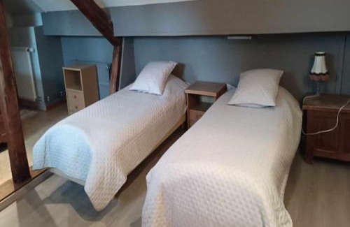 Walk House | Farmhouse with Pool, Waimes