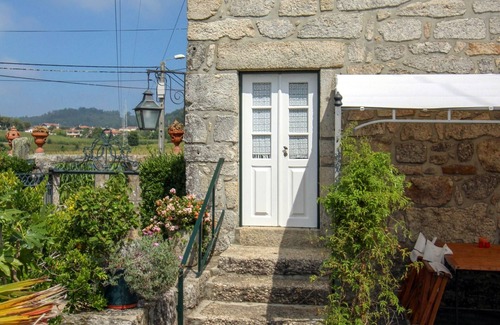 Rates House | Farmhouse with swimming pool and tennis court!