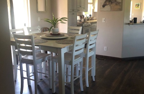 Red Bluff House | Farmstay in peaceful setting just outside of town.