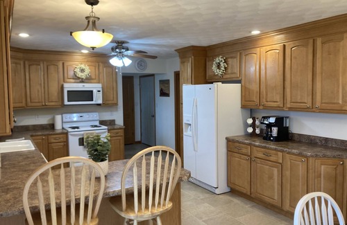 St. Clair County House | Farmstead home w/hot tub