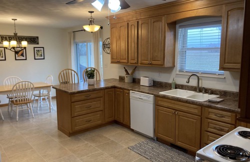 St. Clair County House | Farmstead home w/hot tub