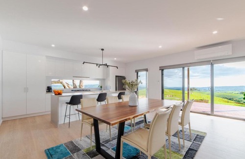 Myponga House | Farmview Retreat 217 Nunn Road