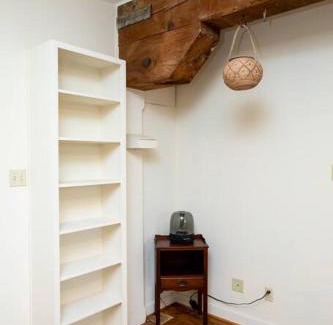 Farmville Apartment | Farmville Modern Loft