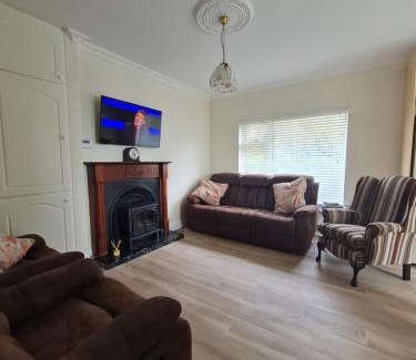 Gortletteragh Apartment | Farnaught Farmhouse Apartment, Lough Rynn, Mohill