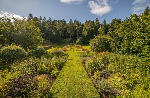 Maybole Cottage | Farrer Cottage - Newly Refurbished 3 Bedroom Cottage on Blairquhan Estate