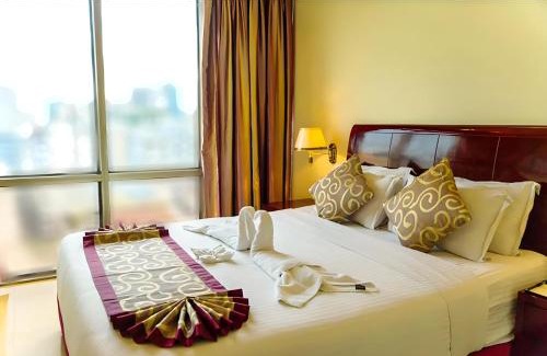 Dhaka Hotel | FARS Hotel & Resorts - BAR-Buffet-Pool-SPA