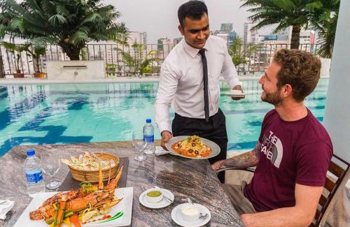 Dhaka Hotel | FARS Hotel & Resorts - BAR-Buffet-Pool-SPA