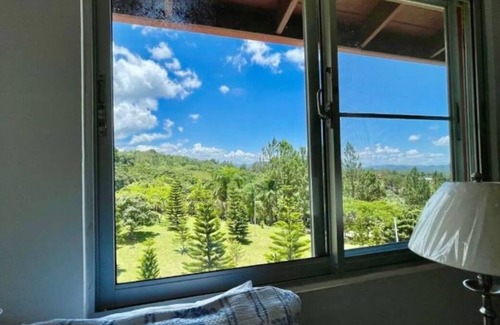 La Vega Province Villa | Fascinante rancho (personal de servicio incluido)