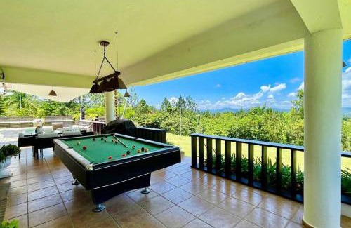 La Vega Province Villa | Fascinante rancho (personal de servicio incluido)