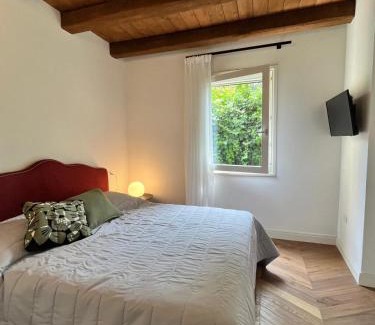 Centro Storico Apartment | Fascino in Centro with private parking and two Rooms