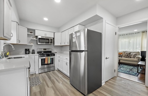 Forestview House | ⭐️ Fast WiFi/Comfy beds/Free parking/Getaway/3bdr House
