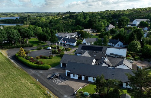 Ballina Hotel | Father Peyton Memorial Centre, Ballina