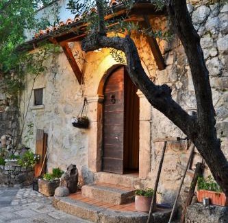 Pacentro Bed & Breakfast | Fattoria La Tana della Volpe