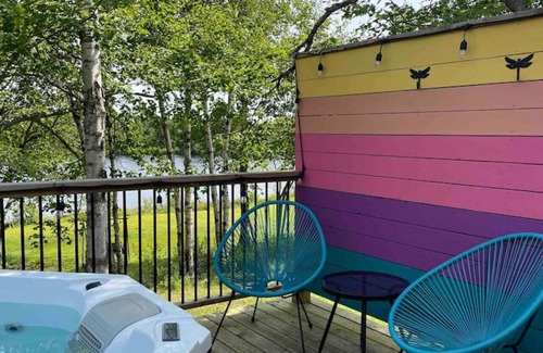Erbs Cove Condo | Fauna studio on the lake