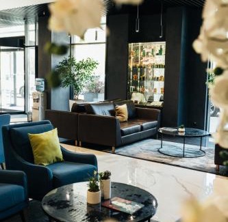 Holosiivskyj Hotel | Favor Park Hotel