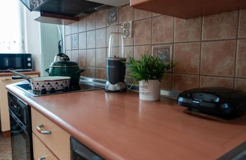 Centar Apartment | Favorite Family & Dining Gem in Skopje