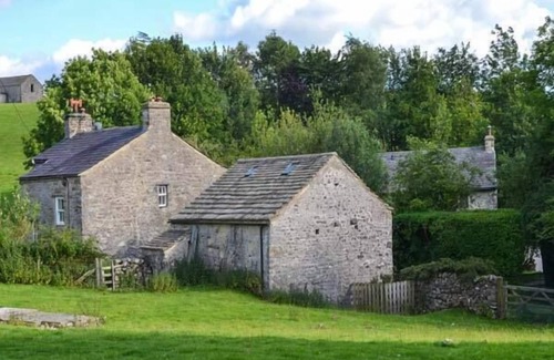 Horton in Ribblesdale Cottage | FAWBER COTTAGE, family friendly in Horton-In-Ribblesdale