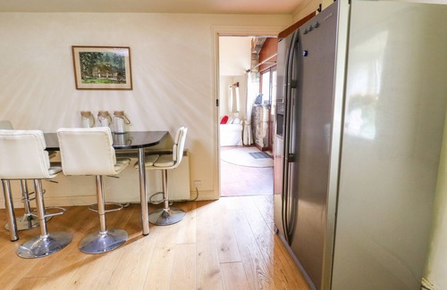 Cracoe Cottage | FAWCETTS BARN, pet friendly, character holiday cottage in Grassington